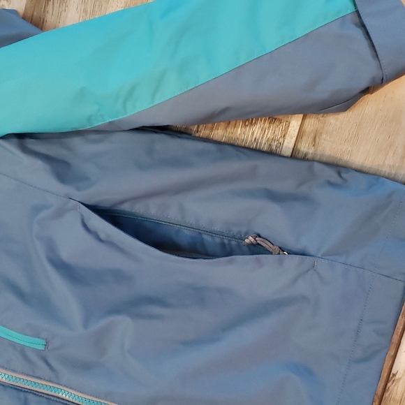 LL Bean Waterproof Shell - Picture 3 of 6